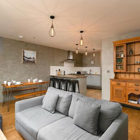 Penthousestays Nr Notting Hill - Luxury 2 Bedroom King Bed Apartment - Near Portobello Road لندن المظهر الخارجي الصورة