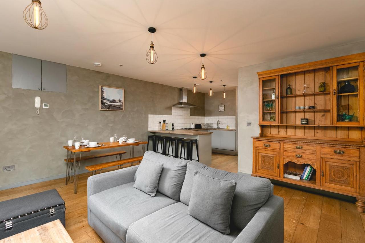Penthousestays Nr Notting Hill - Luxury 2 Bedroom King Bed Apartment - Near Portobello Road لندن المظهر الخارجي الصورة